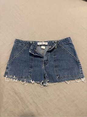 Tommy Hilfiger Raw Hem Denim Jean Shorts - Blue